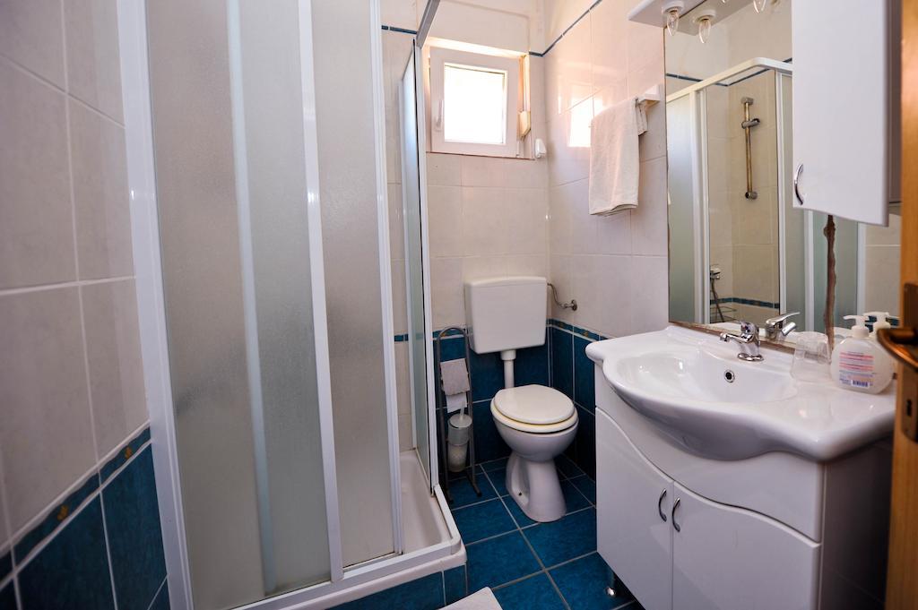 Dorica Dabo Appartement Novalja Kamer foto